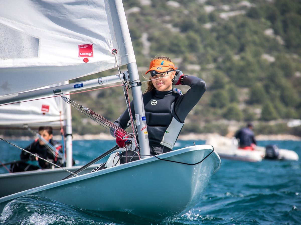 empty alt