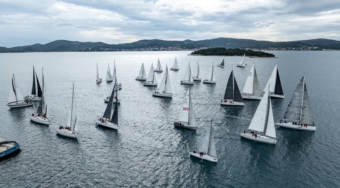 25. Karnevalska regata •「Krstaši」• subota